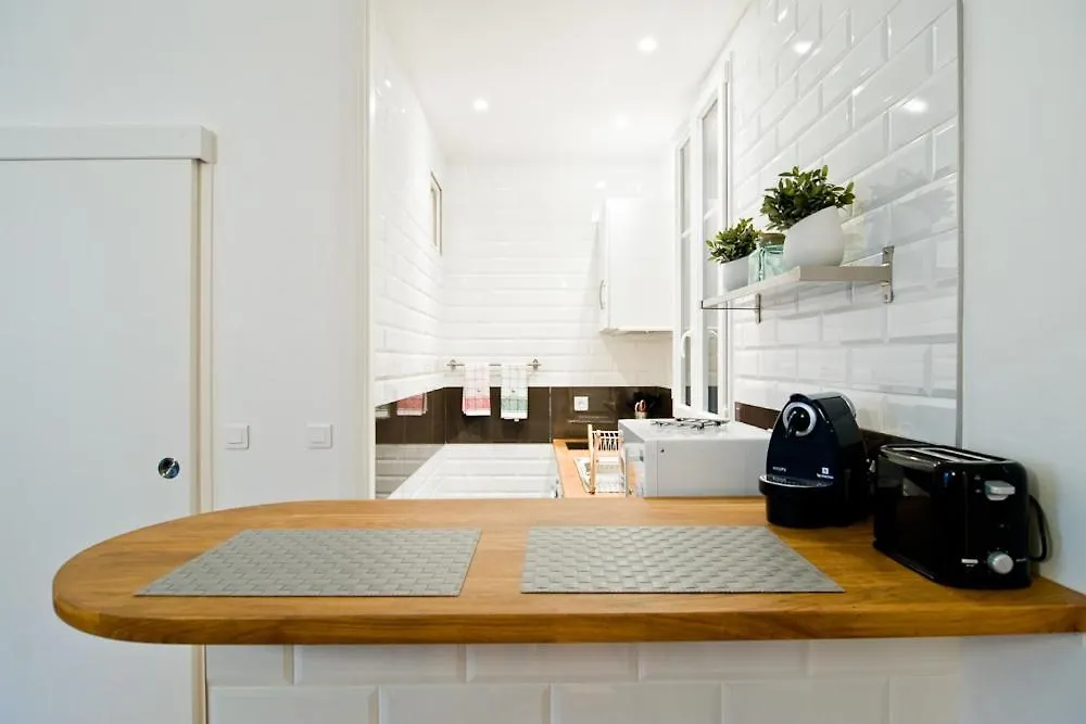 Apartment Elegant Appartement Proche Champs Elysees Paris